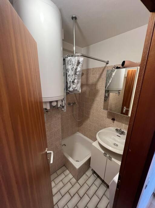 Kleines Apartment Im Zentrum Von Wuerzburg Zewnętrze zdjęcie